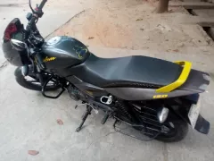 BAJAJ PULSAR 150 NEON